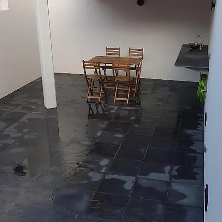 A Casinha * Angra do Heroísmo