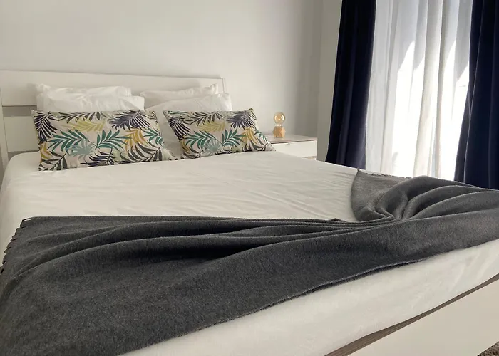 A Casinha Angra do Heroismo